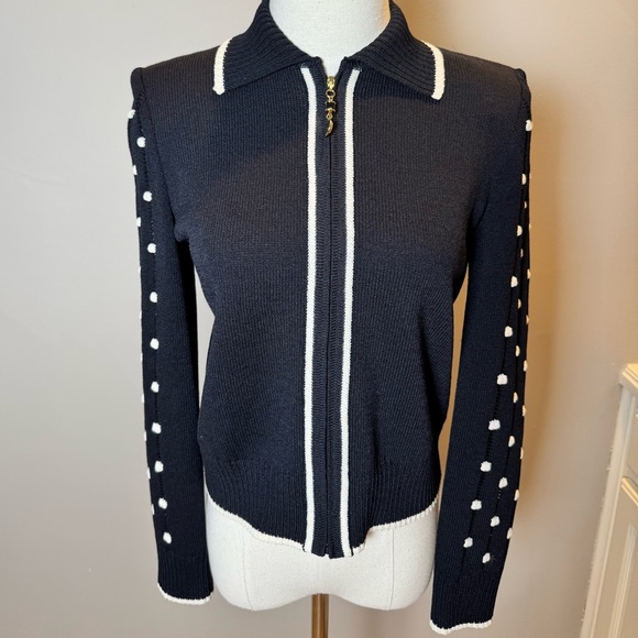St. John Collection Black Knit Jacket With White Popcorn Trim - Size 2 - Picture 1 of 8